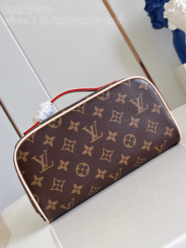 l0*is V*t0n toiletry bag-24*13*13cm