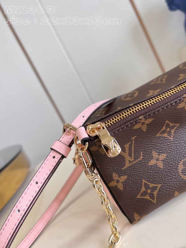 l0*is V*t0n bloom pouch-22.5*13*13cm