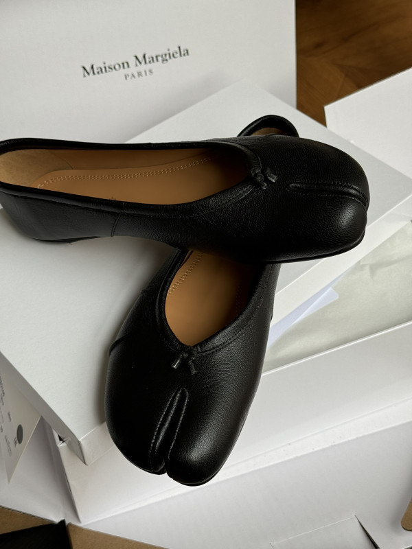 ma*s*n Ma*i*la ballet flats
