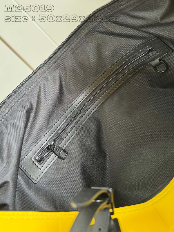 l0*is V*t0n keepall bandouliÈre 50