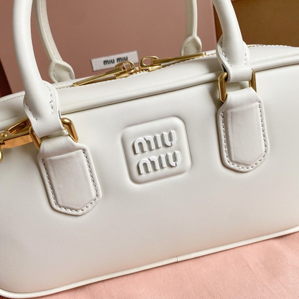 M*um*u arcadie leather bag-27x12x9cm