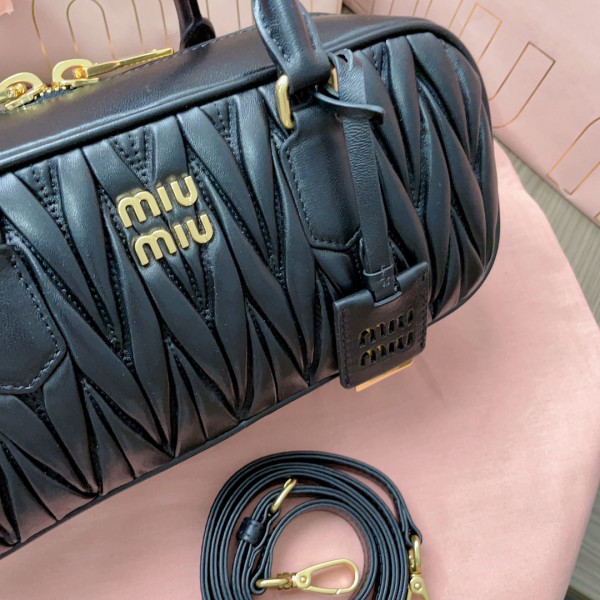 M*um*u arcadie matelassé nappa leather bag-xs/s/m