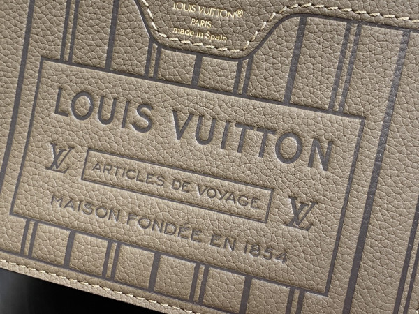 l0*is V*t0n neverfull bandoulière inside out bb