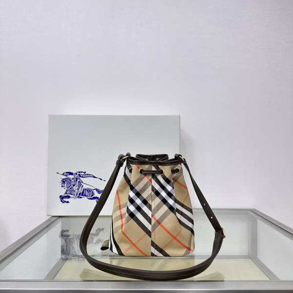 B**rry mini check drawstring pouch​