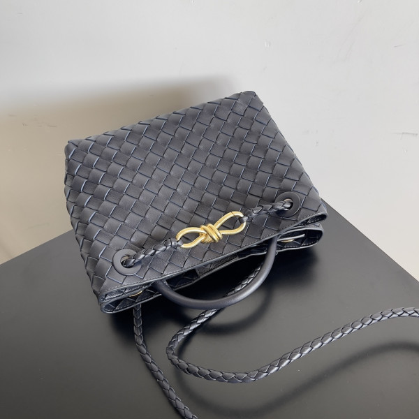 bo*te*ga Ve*ne*ta small andiamo-25*22*10.5cm