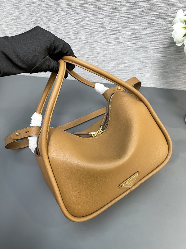Pra*a darling leather handbag