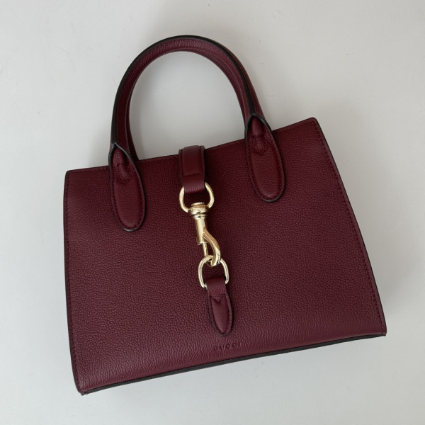 G*u*i small tote bag with hook closure
