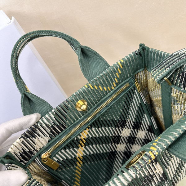 B**rry mini check knitted tote-25*11*22cm
