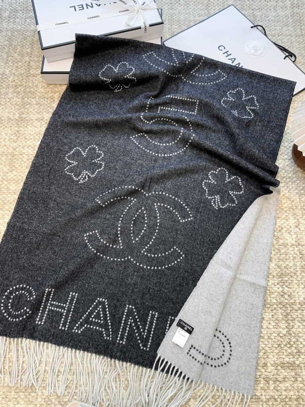 CL Scarf