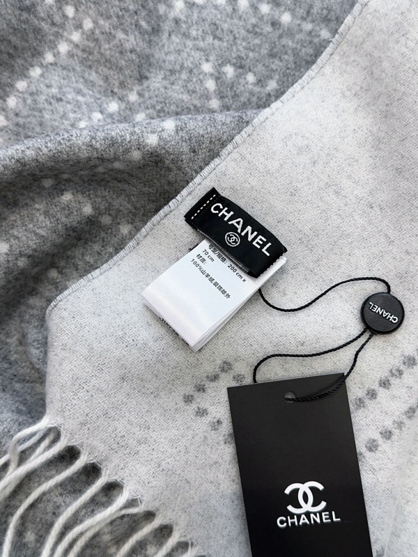 CL Scarf