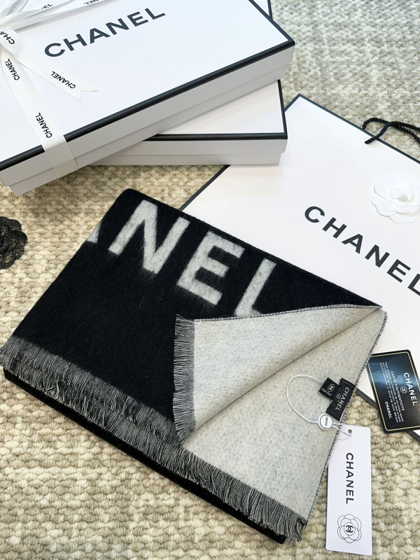 CL Scarf