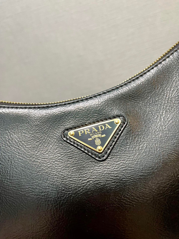 Pra*a aimée medium shoulder bag