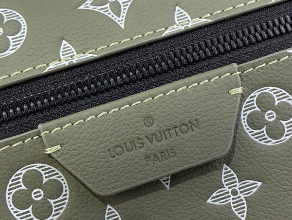 l0*is V*t0n discovery backpack pm-29*38*20cm