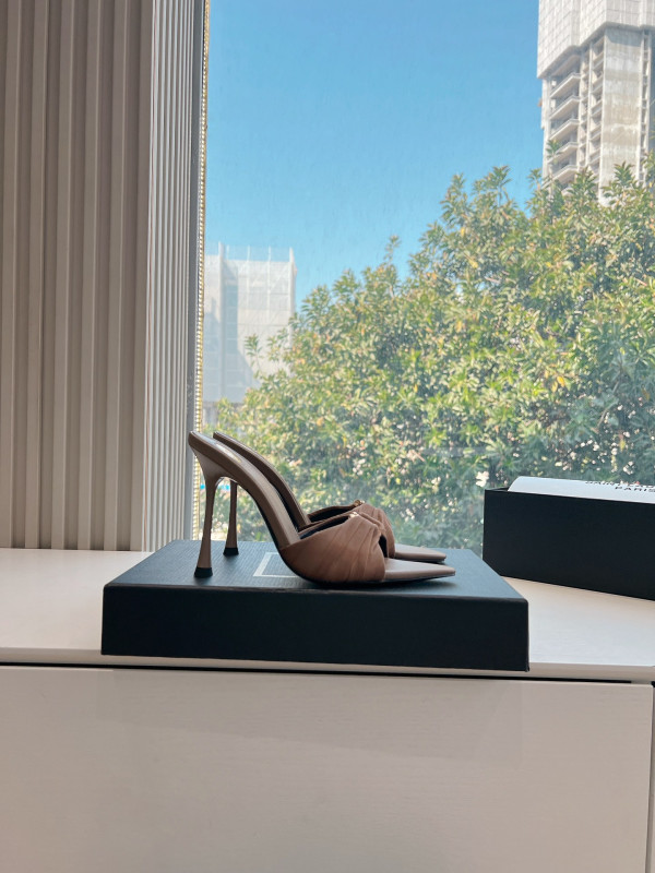 Y*L sandal-heels