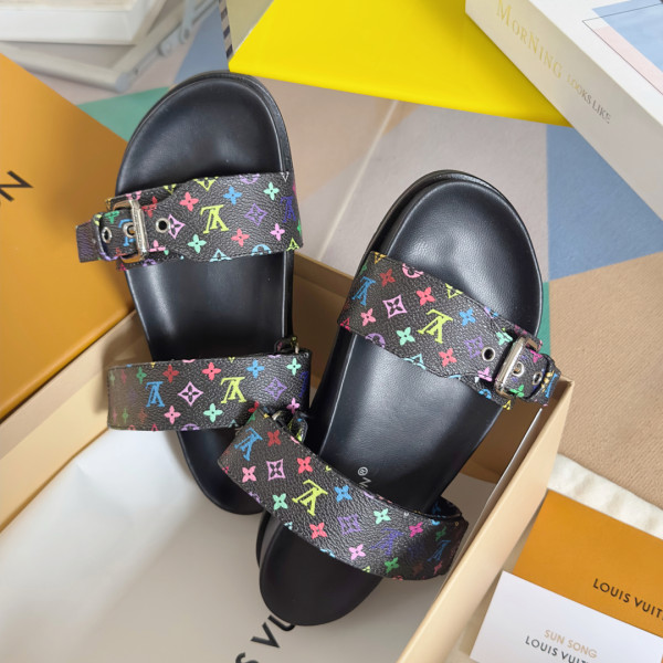l0*is V*t0n sandals