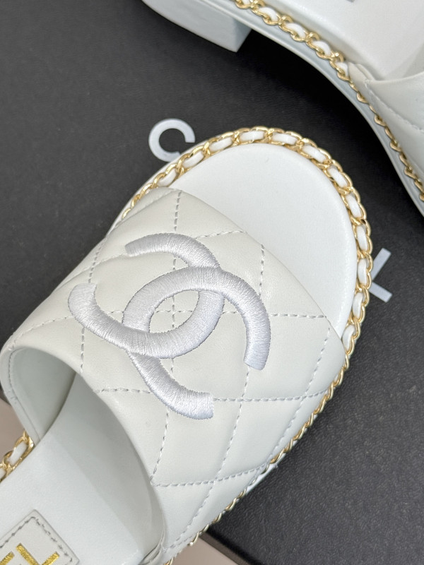 CL SANDALS