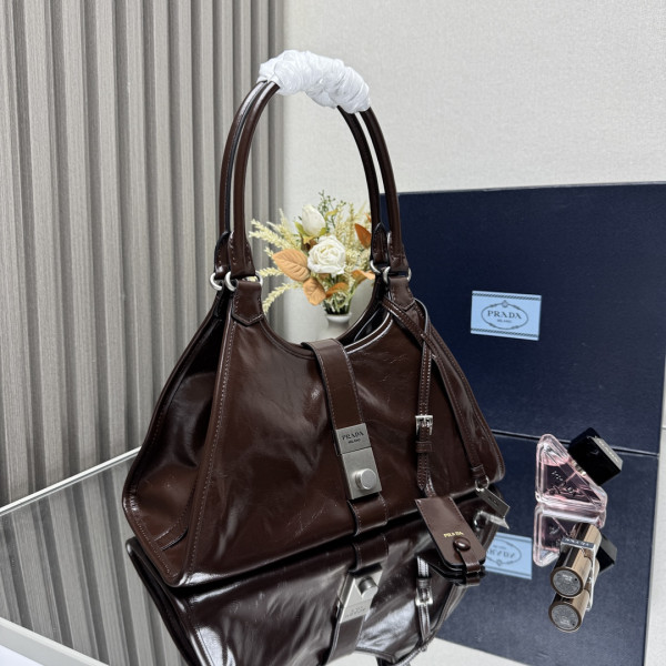 Pra*a medium leather tote bag-32*21*15cm