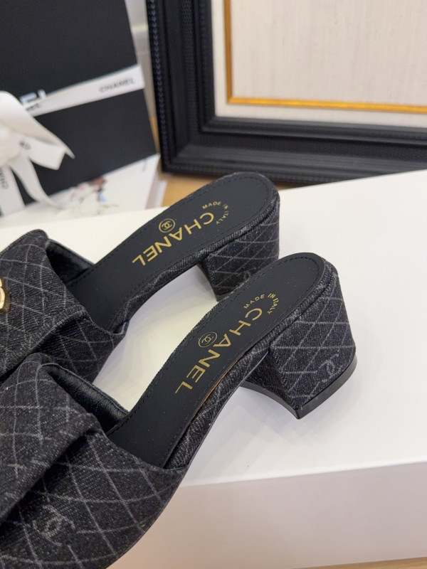 CL SANDALS