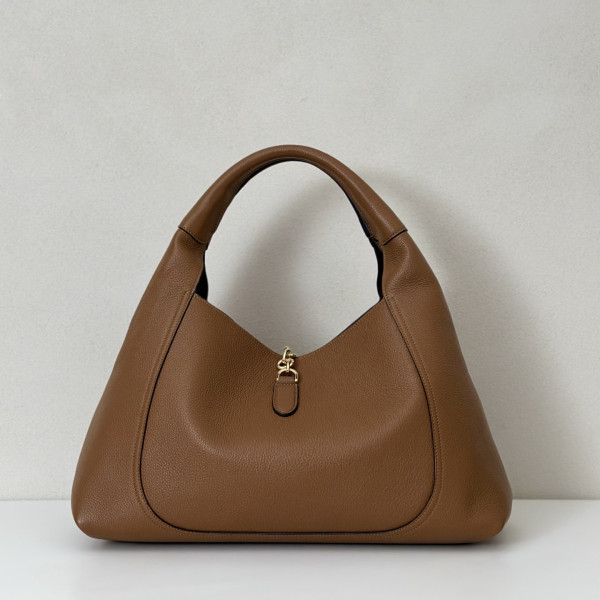 G*u*i softbit maxi shoulder bag