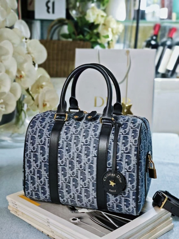 Diro Groove 25 bag