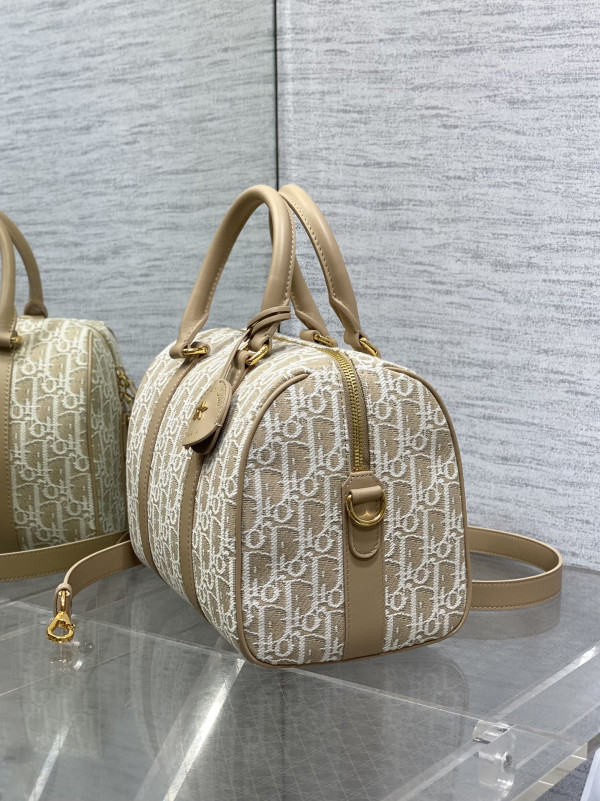 Diro Groove 25 bag