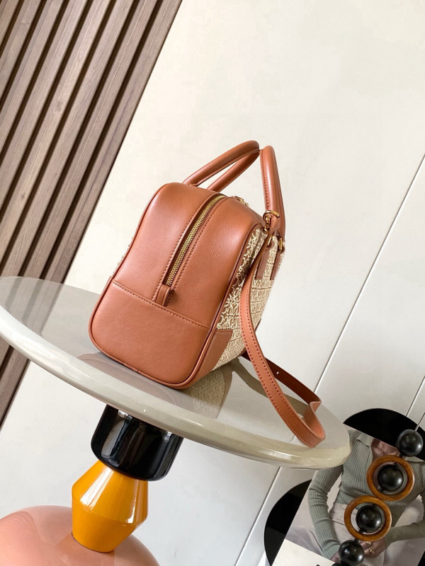 L0ew* amazona 28 bag in nappa calfskin - 28*11*18cm