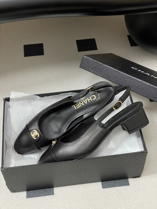 CL SLINGBACKS