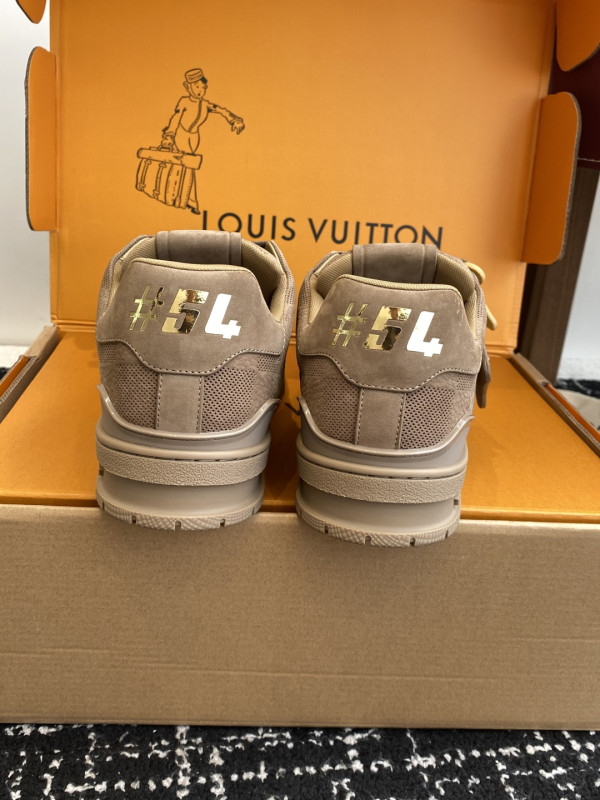 l0*is V*t0n 25ss trainer sneaker