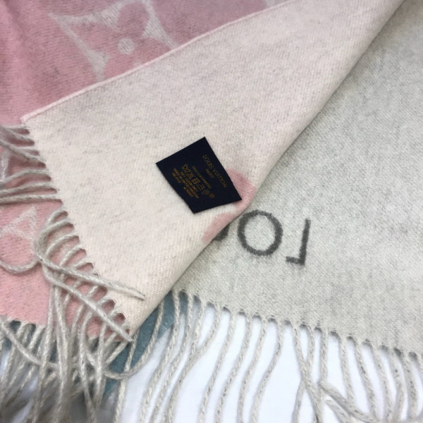 l0*is V*t0n reykjavik gradient scarf