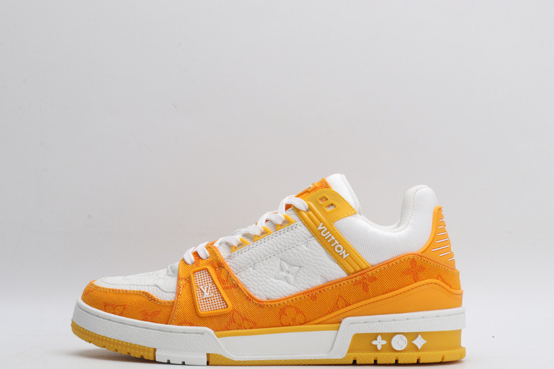 l0*is V*t0n trainer sneaker