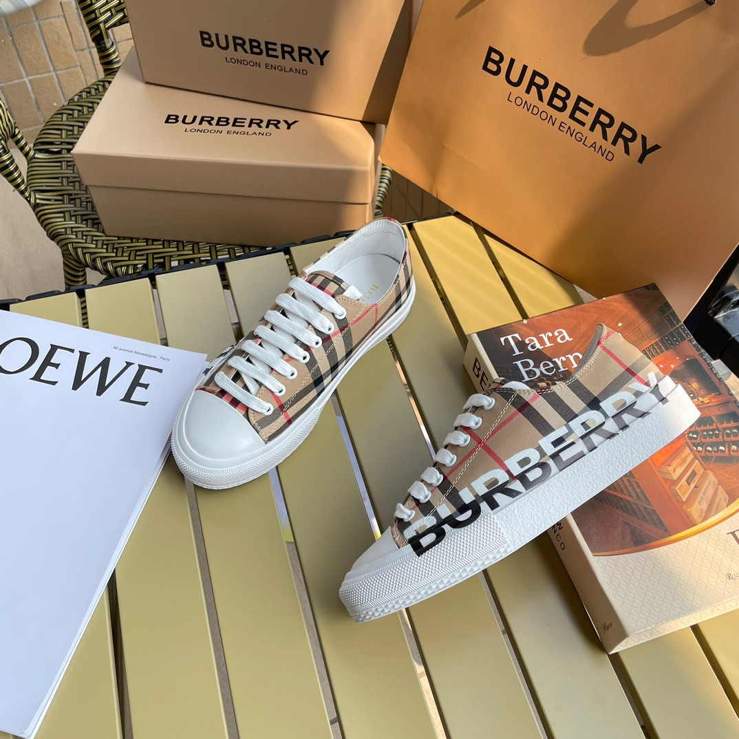 B**rry vintage sneaker