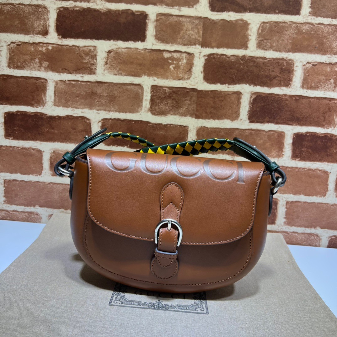 G*u*i small shoulder bag with logo