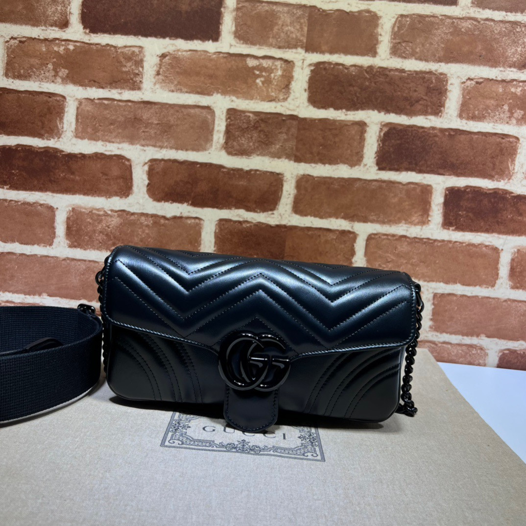 G*u*i gg marmont shoulder bag