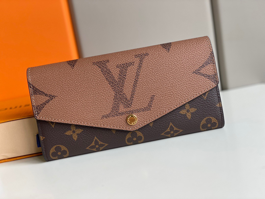 l0*is V*t0n sarah wallet