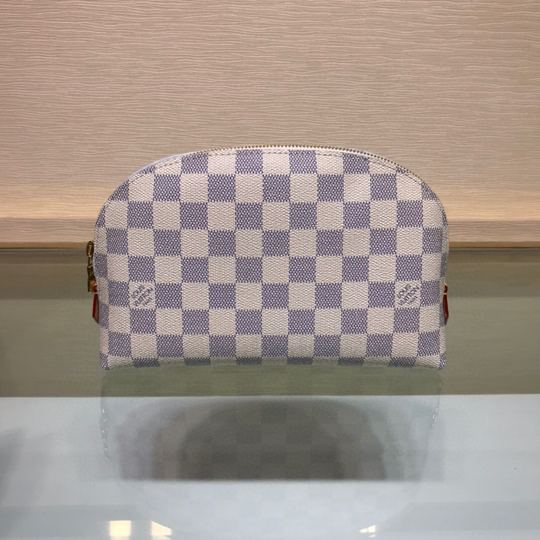 l0*is V*t0n cosmetic pouch gm
