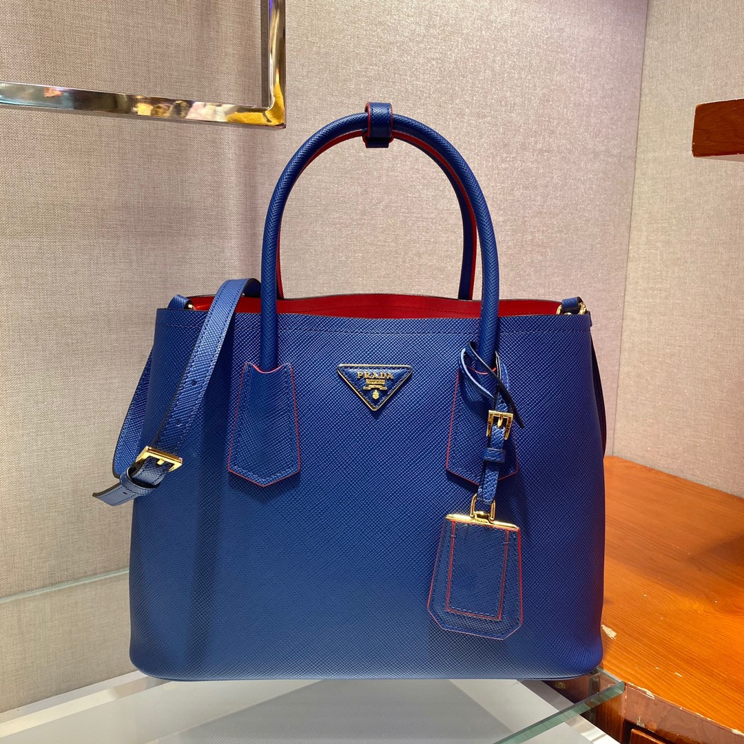 Pra*a double bag
