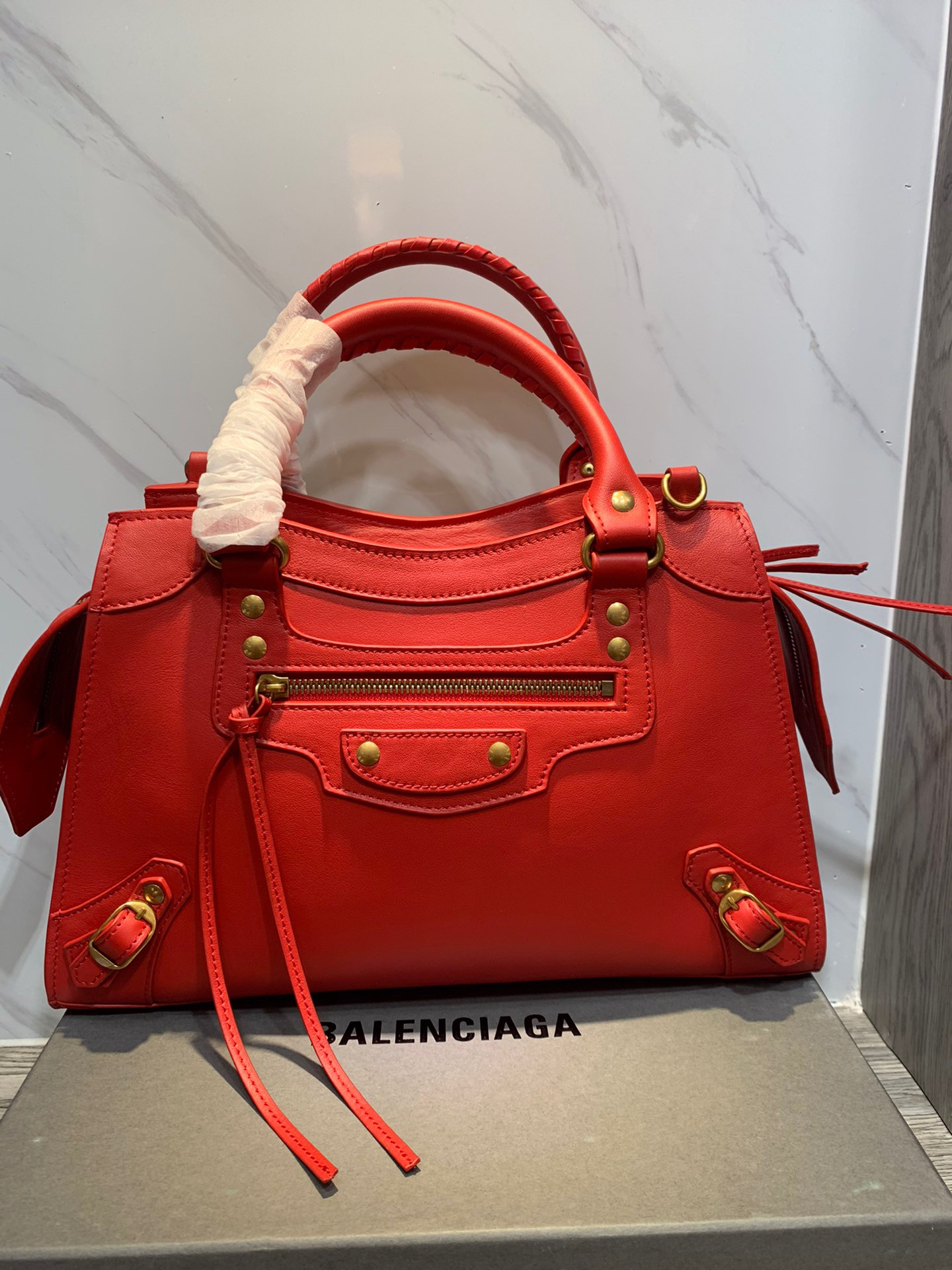 Ba*len*cia*ga neo classic small top handle bag