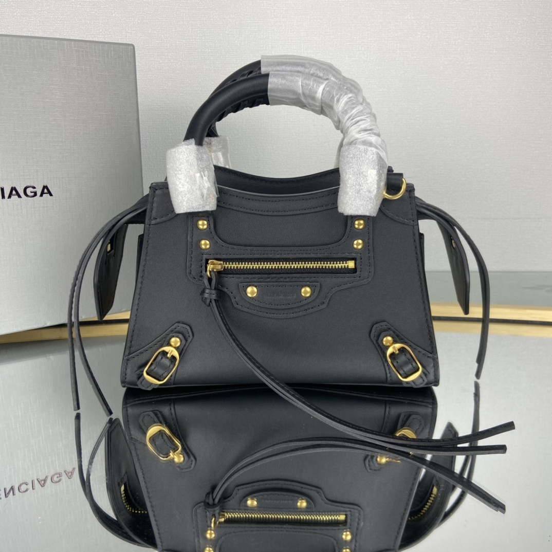 Ba*len*cia*ga neo classic mini top handle bag