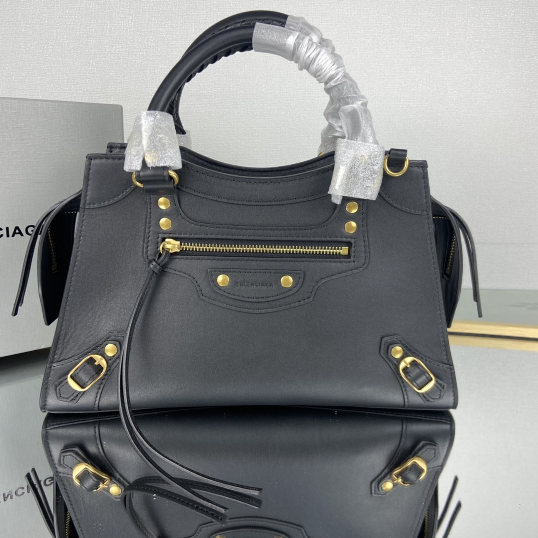 Ba*len*cia*ga neo classic small top handle bag