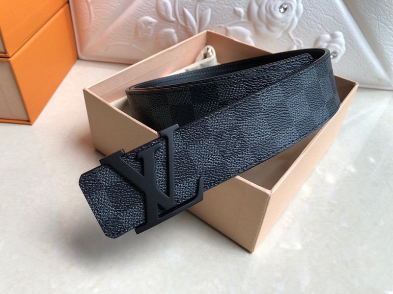 l0*is V*t0n belt