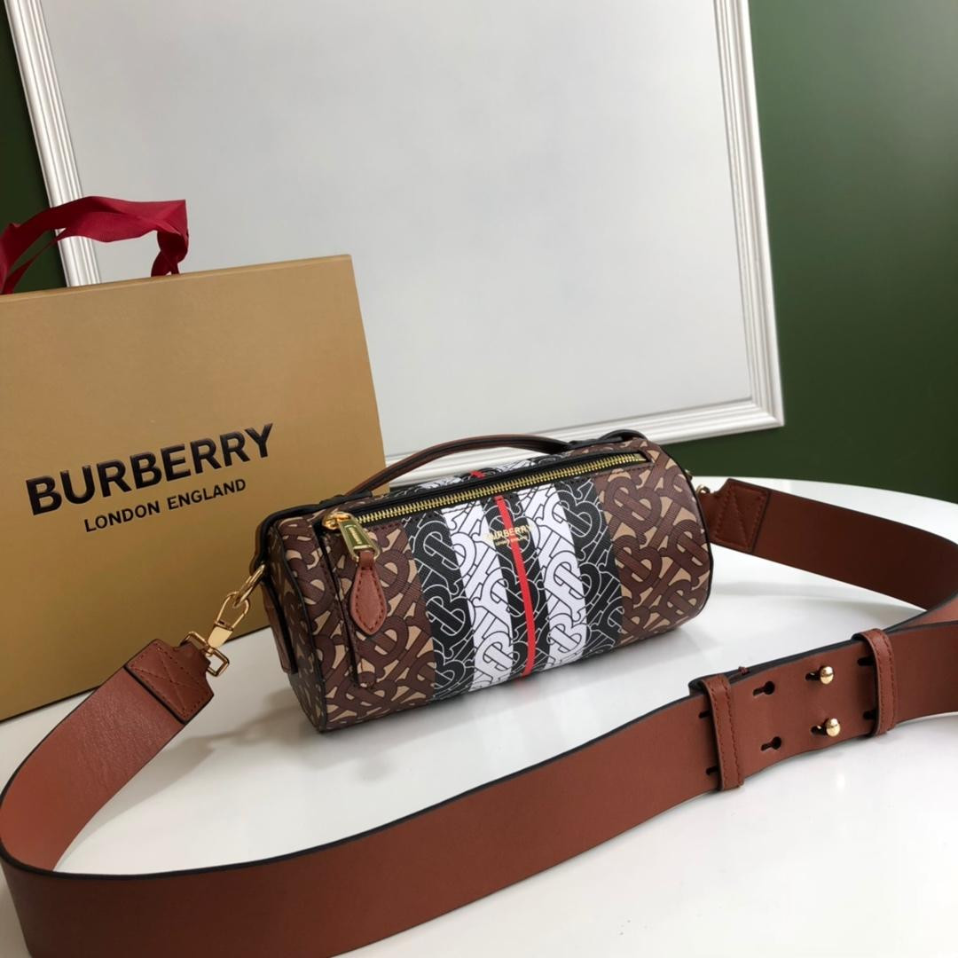 B**rry barrel bag