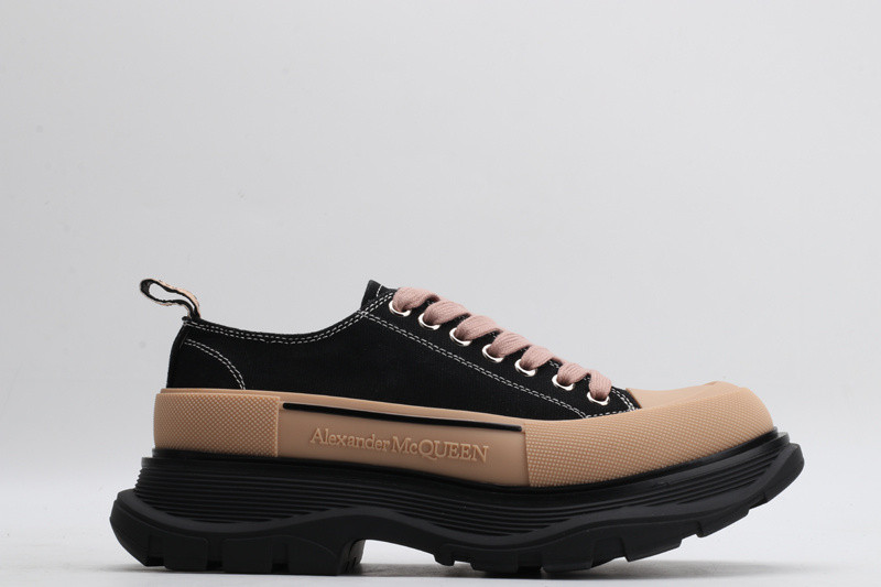 ale*d*r M*Q*en tread slick lace up