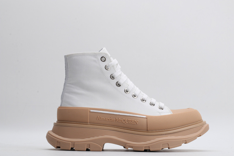 ale*d*r M*Q*en tread slick boot