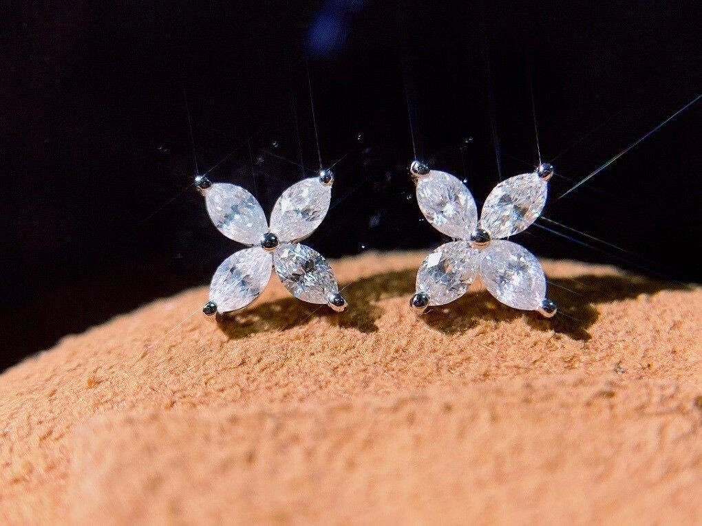 T*f*ny victoria earrings