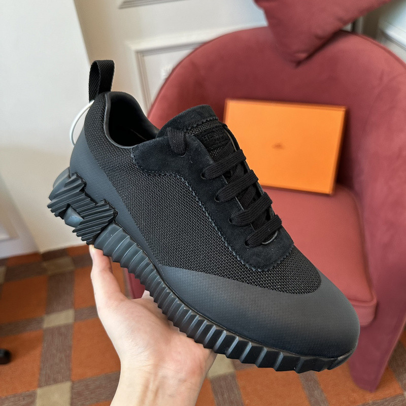 H**mes sneaker