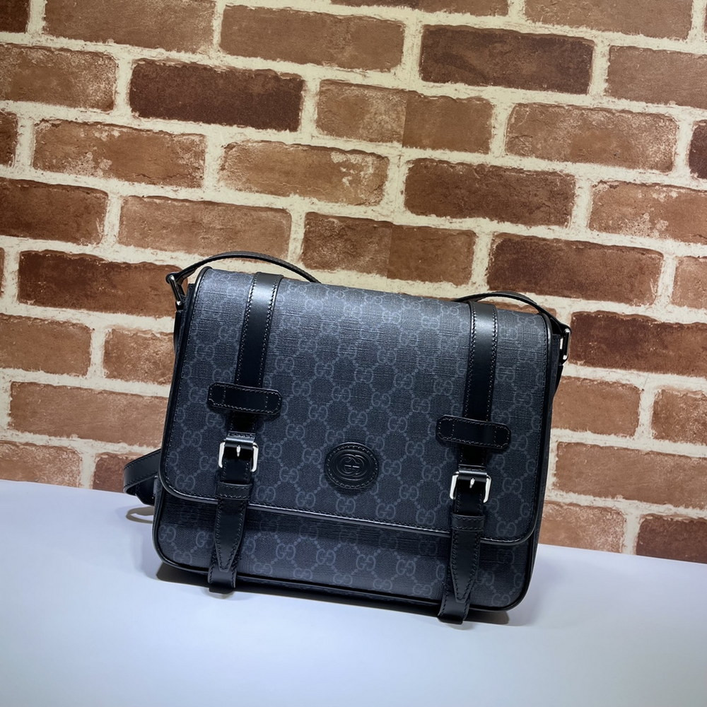 G*u*i gg messenger bag