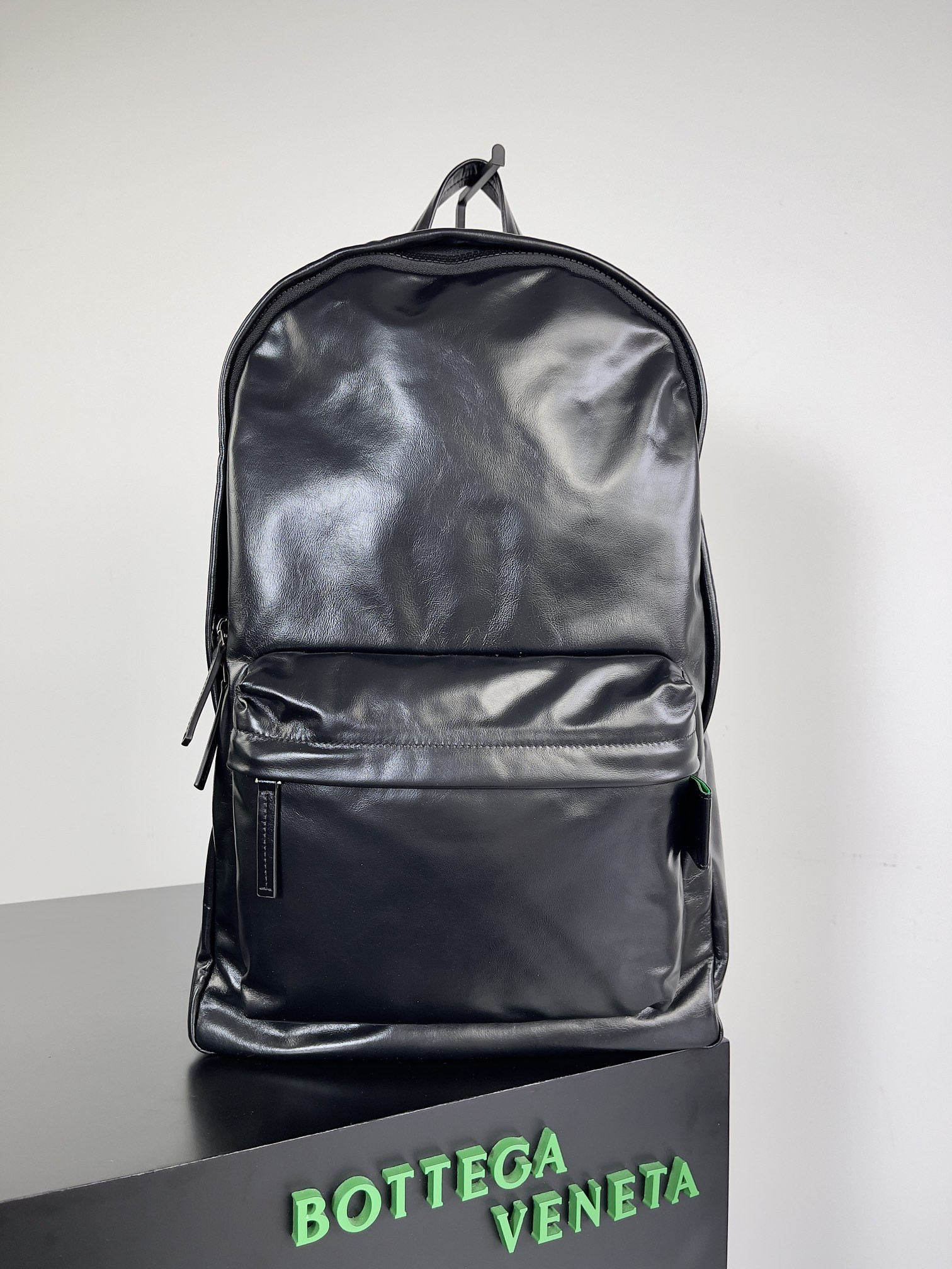 bo*te*ga Ve*ne*ta backpack