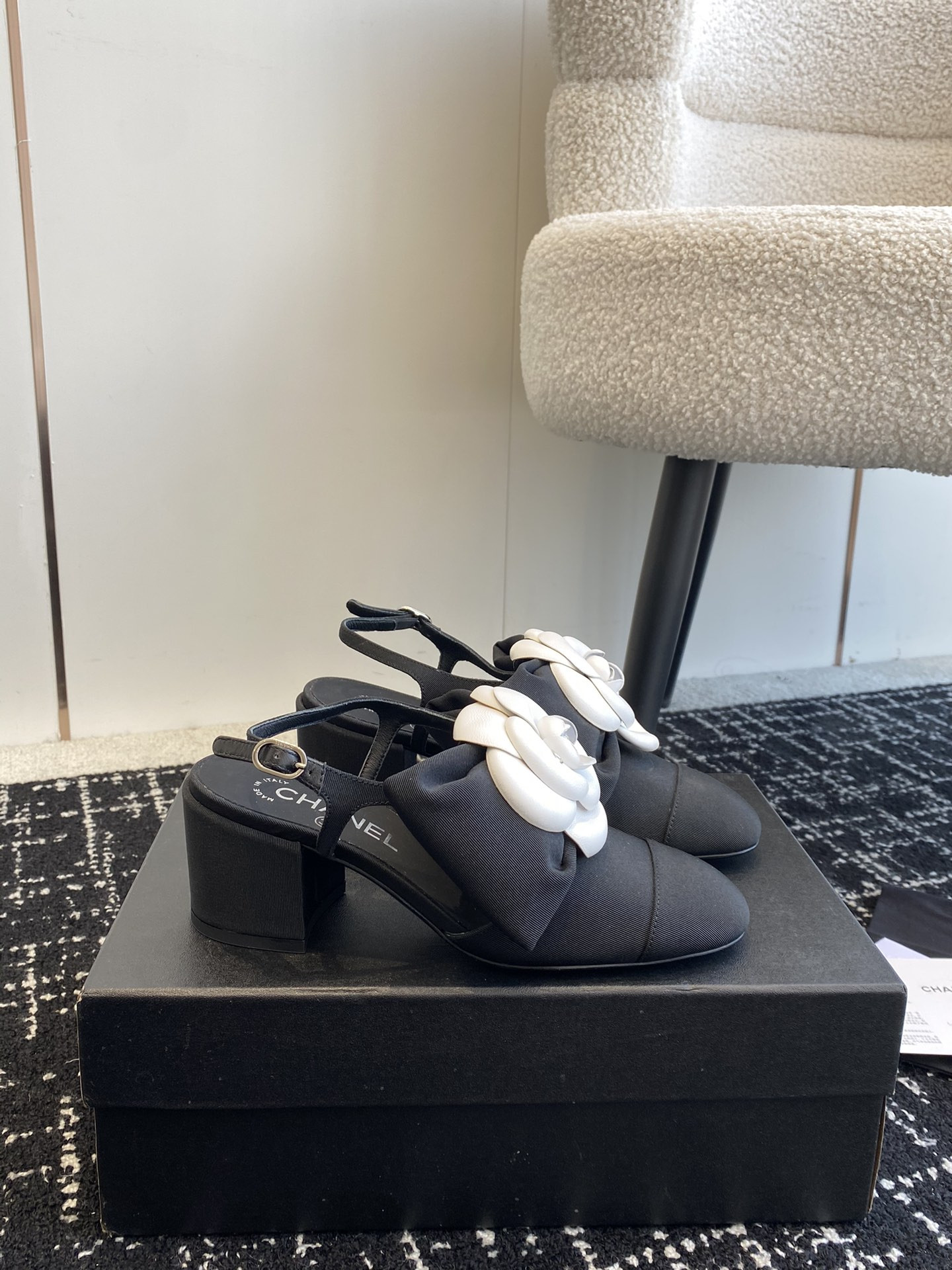 CL SLINGBACKS
