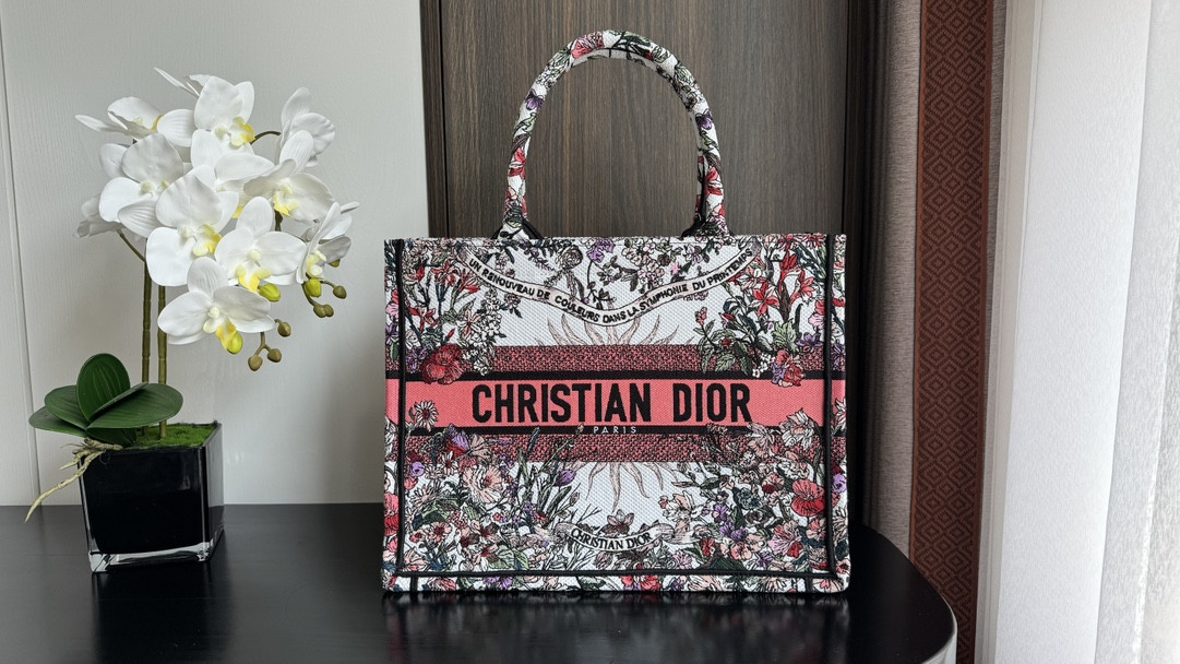 MEDIUM DIRO BOOK TOTE-36*18*28CM