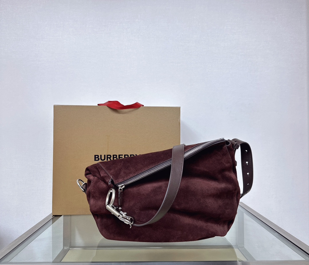 B**rry medium knight bag-37*13*32cm